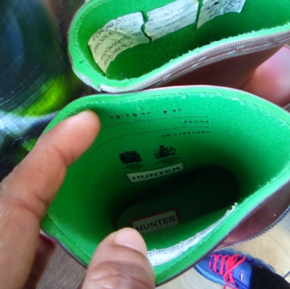 Hunter boots toddlers size 4 - Picture 2 of 6